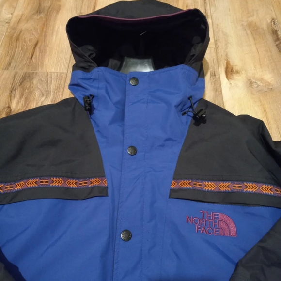 Northface Rage Collection Vintage Rain Jacket Size Medium EUC - Picture 3 of 7